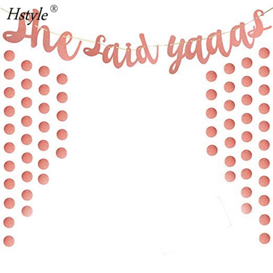 1 pièce "She Said Yaaas" + 2 guirlandes à pois - Or Rose