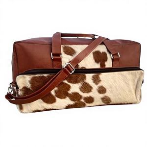 Sac de voyage robuste en cuir de vachette style urbain avec fermeture éclair 36-55L Premium LHDB-0168 - Product Image 1