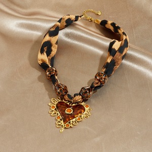 European American Style Retro Colorful Printed Fabric Rope Chain Heart Sun Flower Starfish Pendant Gold Plated Knotted Necklace - Product Image 2