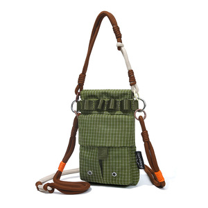 Bolso Bandolera Unisex a Cuadros, Ligero, de Nailon, para Actividades al Aire Libre, con Capacidad de 20L, Verano 2026 - Product Image 1
