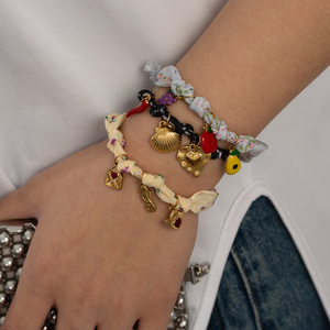 Pulsera Boho de Tela Floral con Colgante de Concha de Acero Inoxidable y Corazón de Chile, Joyería de Verano para Playa para Mujer - Product Image 1