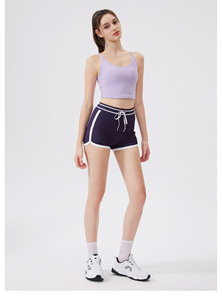 Débardeur de sport pour femme en gros, col en U, dos torsadé découpé, dos nageur, extensible, avec coussinets de poitrine amovibles, pour fitness et yoga, sans manches, coupe courte - Product Image 4