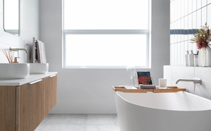 Fenêtre <span class=keywords><strong>guillotine</strong></span> coulissante verticale motorisée Fenêtre vitrée en aluminium de patio télécommandée pour balcon - Product Image 2