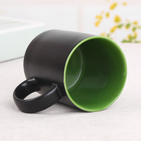 Taza de Té de Porcelana Negra Brillante de Doble Color de 11 oz al por Mayor, Taza de Café de Cerámica con Logotipo Personalizado Impreso para Regalo Promocional