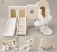 Ensemble d'équipements de jeux intérieurs modernes de qualité supérieure en beige pour enfants, aire de jeux commerciale pour enfants avec toboggan et piscine à balles