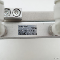 Nouveau Cylindre de table coulissante pneumatique MXQ8-30AS en stock original CYL-TAB-I-364=1B15