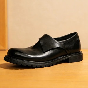 Nouvelles Chaussures d'été en Cuir de Luxe de Haute Qualité - Style Rétro Anglais Décontracté pour Affaires, Mocassins Monobloc - Product Image 5