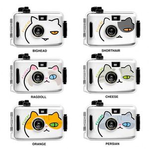 Appareil photo argentique réutilisable 35 mm étanche et coloré pour les cadeaux de Noël - Product Image 1