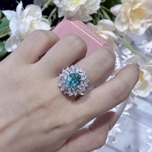 Joyería Yun Tong al por Mayor, Anillo de Plata 925 con Incrustaciones de Diamantes y Gema de Paraiba Cultivada de 3 <span class=keywords><strong>Quilates</strong></span> en Forma de Huevo, Estilo Retro Europeo Americano - Product Image 4