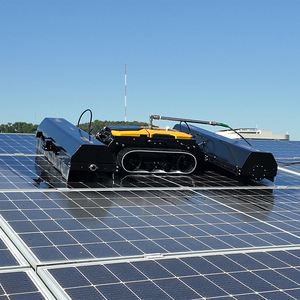 Robot de nettoyage solaire professionnel LD X6 PRO pour systèmes photovoltaïques résidentiels et commerciaux - Product Image 1