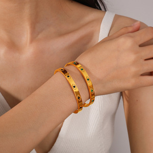 Bracelet en acier inoxydable plaqué or 18 carats avec zircon coloré, bracelet tendance pour femmes - Product Image 2