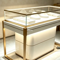 Vitrine de présentation de bijoux en verre LED, comptoir poli, vitrine d'exposition de bracelets pour magasin de détail