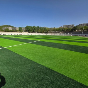 Gazon synthétique durable et imperméable pour football, aménagement paysager, putting green, tapis de <span class=keywords><strong>pelouse</strong></span>, gazon artificiel extérieur - Product Image 2