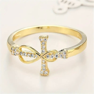Anello con Design Infinito Mobius, Anello Semplice da Donna - Product Image 1