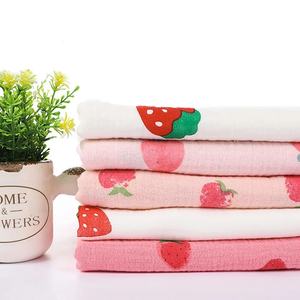 100% <span class=keywords><strong>coton</strong></span> froissé Double couche <span class=keywords><strong>gaze</strong></span> mousseline imprimé sable tissu lavé couverture légère pour bébé garçon vêtements et literie - Product Image 1