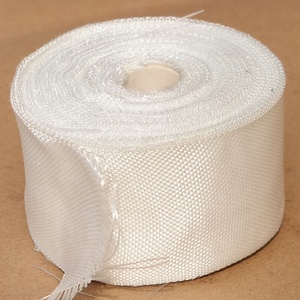 Tissu en fibre <span class=keywords><strong>de</strong></span> verre enduit <span class=keywords><strong>de</strong></span> silicone résistant aux hautes températures 96% tissu en fibre <span class=keywords><strong>de</strong></span> verre à haute teneur en silice Sio2 pour l'isolation du moteur - Product Image 1