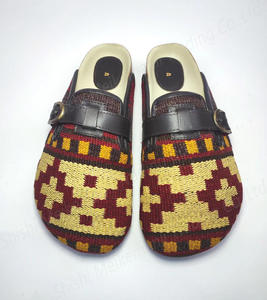 2025 Women's Casual Clogs & <b>Mules</b> New Fashionable Half-Set Lazy <b>Slippers</b> Thick Sole Versatile Ex-Factory Price - Product Image 1