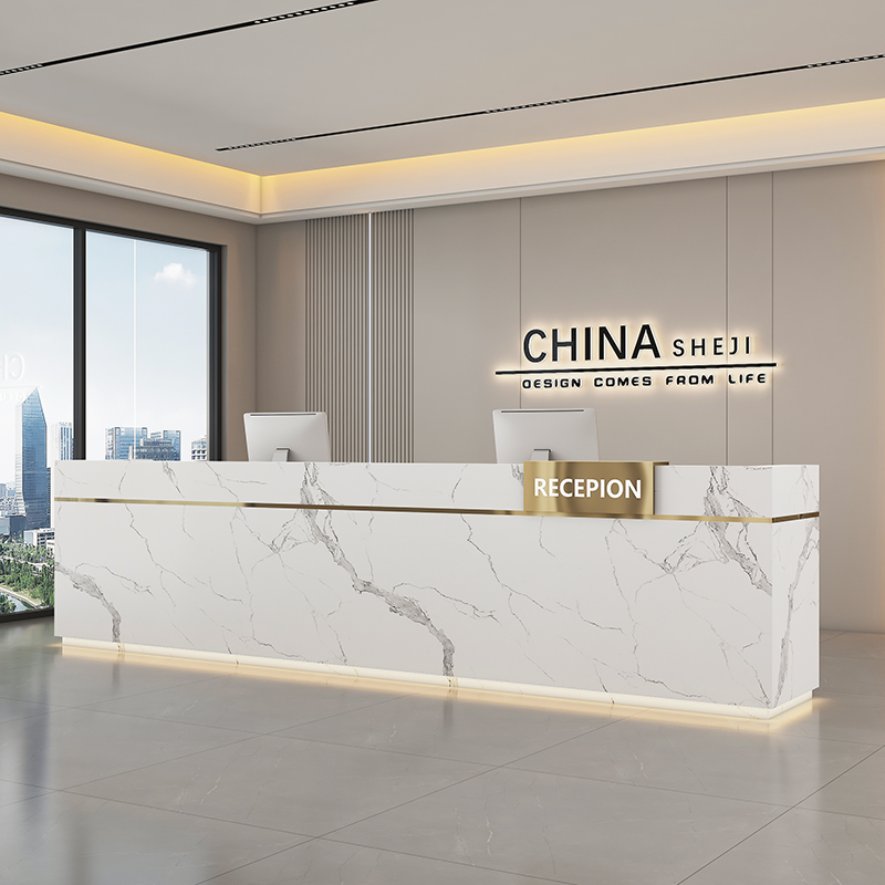 Ventre de poisson blanc + acier inoxydable doré