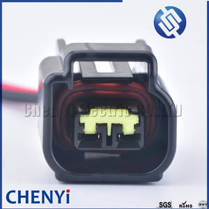 <span class=keywords><strong>2</strong></span> Pin Automotive wasserdichter Stecker Kabelbaum Zündspule Kabelbaum Stecker FW-C-2F-B FW-C-2M-B für Mazda - Product Image 5