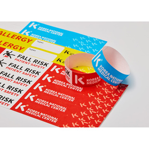 Pulseras de Tyvek a todo color [AnyWristband] tipo conectado de 19 mm (3/4 pulgadas) con datos QR para eventos - Product Image 1