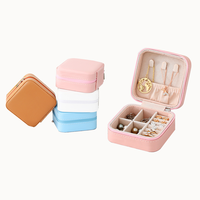 Portable Mini Boîte À Bijoux Voyage-Prêt En Cuir PU Anneau et Collier Organisateur Cadeau Cas pour Filles et Femmes