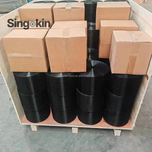 Solution de lutte antiparasitaire 6 "x 100ft Barrière de protection contre les oiseaux en acier galvanisé enduit de PVC noir pour panneaux solaires - Product Image 6