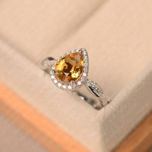 Bague en citrine jaune faite à la main or blanc Halo élégante bague de fiançailles pour les femmes novembre pierre de naissance pour les formes de poire en vrac fin - Product Image 5