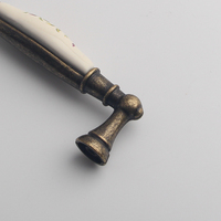 Poignées de tiroir en céramique à motifs pour cuisine, poignée de meuble en porcelaine crème antique bon marché, poignée et bouton de meuble moderne