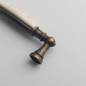 Poignées de tiroir en céramique à motifs pour <span class=keywords><strong>cuisine</strong></span>, <span class=keywords><strong>poignée</strong></span> de meuble en <span class=keywords><strong>porcelaine</strong></span> crème antique bon marché, <span class=keywords><strong>poignée</strong></span> et bouton de meuble moderne - Product Image 6