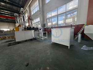 Máquina de Producción para Fabricar Dispositivos de Desvío de Aves de PVC - Product Image 4