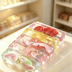 Jouets Squishy Vaseline aux Fruits (Banane, Pomme, Fraise) – Jouets Anti-Stress à Presser, Cadeaux de Fête, Jouets Squishy Remplis de Vaseline - Product Image 3
