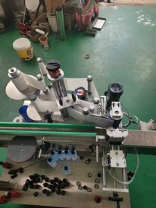 Máquina de llenado neumática automática de 4 boquillas con capacidad de 6-1000 BPH para aceite y leche viscosos - Product Image 2