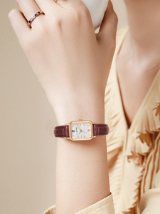 Hot Sale Luxury Women's Quartz <b>Watches</b> Rose Gold Square Alloy <b>Case</b> Clock Roman Numeral Display Wristwatches - Product Image 6