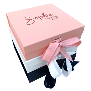 Boîte de demande en mariage pour demoiselle d'honneur avec logo personnalisé, ruban en carton et fermeture magnétique – « Veux-tu être <span class=keywords><strong>ma</strong></span> demoiselle d'honneur ? » – Coffret cadeau pour mariage - Product Image 1