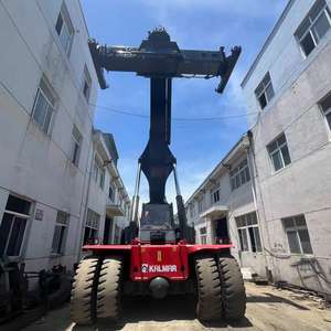 Apilador usado de 45 toneladas Kalmar DRF450 DRT450 DRG450 Manipulador de contenedores Buen estado con bomba como componente central - Product Image 3