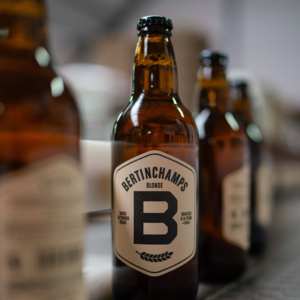 Cerveza Artesanal Belga Rubia, Botella de 50cl, 6.2% ABV, Sin Aditivos, Sin Especias, Cervecería Bertinchamps, 17 IBU, Regalo de Recuerdo - Product Image 2