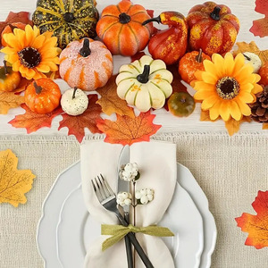 Ensemble de décorations d'<span class=keywords><strong>Halloween</strong></span> 2026 : Citrouilles et feuilles d'érable artificielles pour la décoration de meubles de Noël et de Thanksgiving - Product Image 1