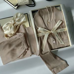 High Quality <strong>Women</strong> Sleepwear New Design Soft Cute Pijamas <strong>Long</strong> <strong>Sleeve</strong> and Pants <strong>Silk</strong> Satin Nightgown Leisure Home Wear <strong>Pajamas</strong>