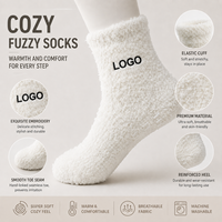 Chaussettes en chenille douces antidérapantes personnalisées pour hommes avec logo brodé pour l'hiver, la maison, le salon, cadeau chaud, vente en gros OEM