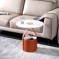 Table d'appoint de canapé en métal minimaliste moderne, table d'angle d'art nordique, rangement créatif, petite table de luxe légère pour chambre d'hôtel design