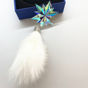 Nouvelle conception de flocon de neige en cristal et plumes pour décoration suspendue de voiture - Product Image 4