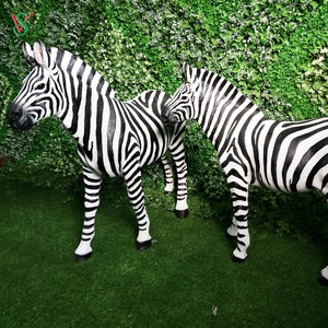 Fête d'anniversaire en fibre de verre grandeur nature Jungle Safari Animal Lion zèbre <span class=keywords><strong>girafe</strong></span> éléphant lapin Sculpture à vendre - Product Image 4