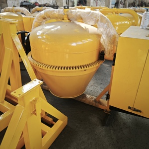 コンパクトミニコンクリートミキサー、家庭DIYや小規模建築プロジェクトに簡単操作 - Product Image 3