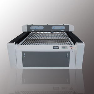 Láser cuántico 1325 100W 130W 150W 300W Cama de <span class=keywords><strong>corte</strong></span> láser CO2 de alta precisión con cremallera doble y piñón para material no metálico - Product Image 5