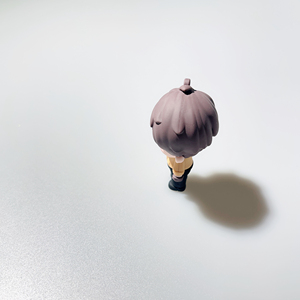 Llavero Personalizado: Chico guapo con disfraz <span class=keywords><strong>de</strong></span> <span class=keywords><strong>anime</strong></span>, colgante para llaves <span class=keywords><strong>de</strong></span> coche, artículo decorativo para mochila, hecho <span class=keywords><strong>de</strong></span> PVC o resina. - Product Image 3