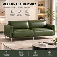 Canapé en cuir vert olive avec pieds dorés, design minimaliste et épuré, confort profond, robuste, élégant, moderne, pour salon