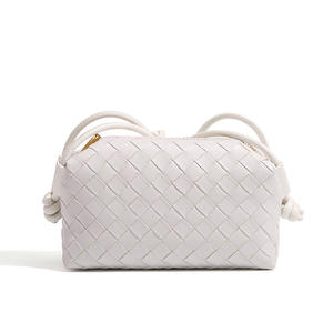 Bolso cuadrado pequeño tejido <span class=keywords><strong>en</strong></span> relieve para mujer, ligero, transfronterizo, nuevo, bandolera de un solo hombro, Comercio Exterior <span class=keywords><strong>Amazon</strong></span> Aliexpress - Product Image 2