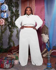 <span class=keywords><strong>Elegante</strong></span> Completo Due Pezzi <span class=keywords><strong>Taglie</strong></span> Forti per <span class=keywords><strong>Donna</strong></span>, Top Corto con Lacci e Pantaloni, Set Casual Plus Size - Product Image 5