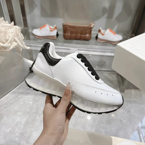 Alexander 2026, Calzado Deportivo Moderno y a la Moda para Hombre y Mujer, con Suela Transparente Ligera, Diseño de Cola de Escorpión Negro - Product Image 1