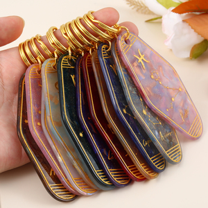 พวงกุญแจอะคริลิคแกะสลักแบบกําหนดเอง พวงกุญแจอะคริลิคหรูหราแบบกําหนดเอง โมเทล Glitter พวงกุญแจราศี โปรโมชั่นอุปกรณ์พวงกุญแจโรงแรม - Product Image 2